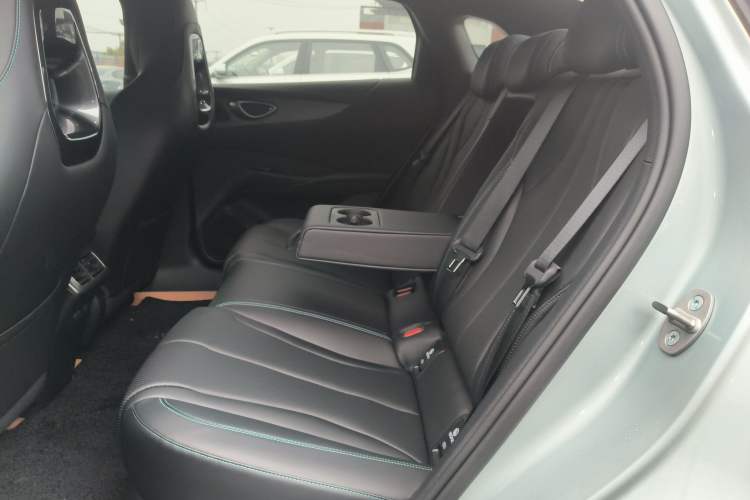 Used BYD Seal 06 New Energy 2025 EV 545KM Premium Edition Left Rear Seat