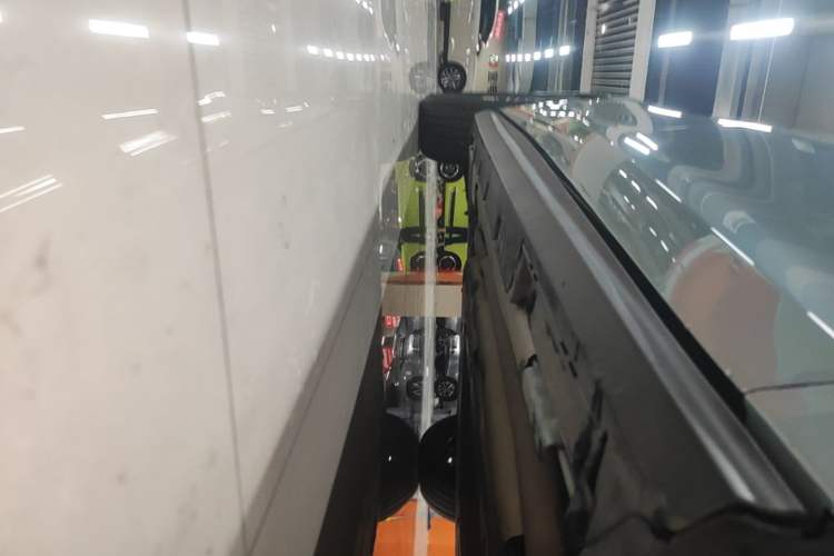 Used BYD Seal 06 New Energy 2025 DM-i Smart Drive 80KM Prestige Model Right Side Sill