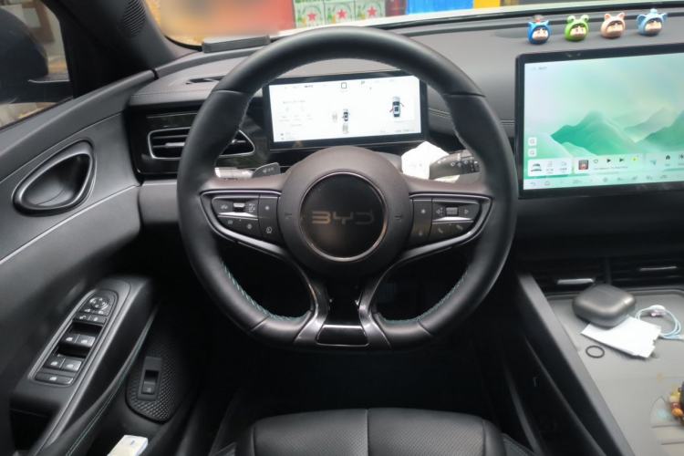 Used BYD Seal 06 New Energy 2025 DM-i Smart Drive 80KM Luxury Model Steering Wheel