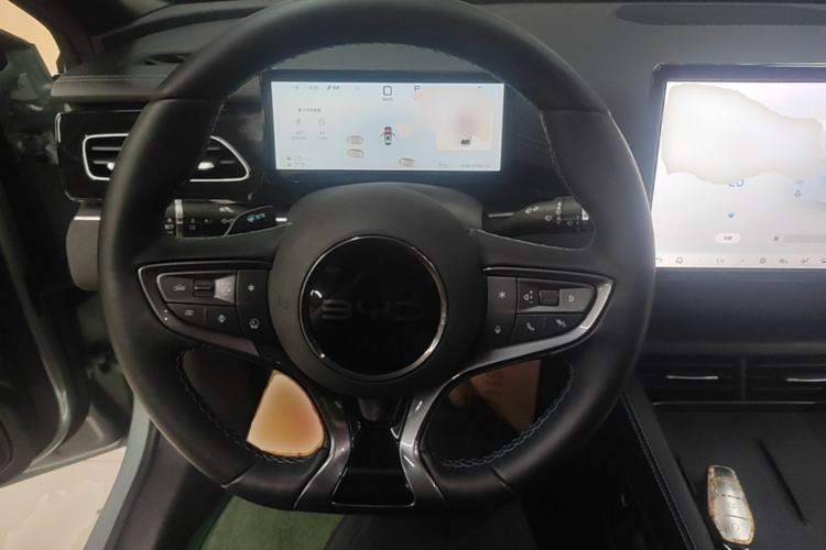 Used BYD Seal 06 New Energy 2025 DM-i Smart Drive 80KM Prestige Model Steering Wheel