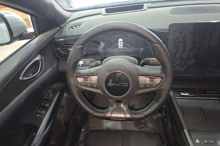 Used BYD Seal 06 New Energy 2025 EV 545KM Flagship Edition Steering Wheel