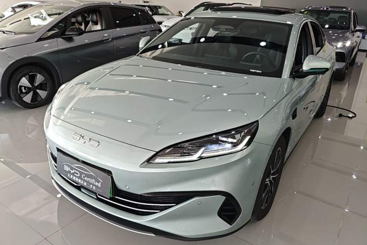 BYD Seal 06 New Energy 2025 DM-i Smart Drive 120KM Deluxe Model