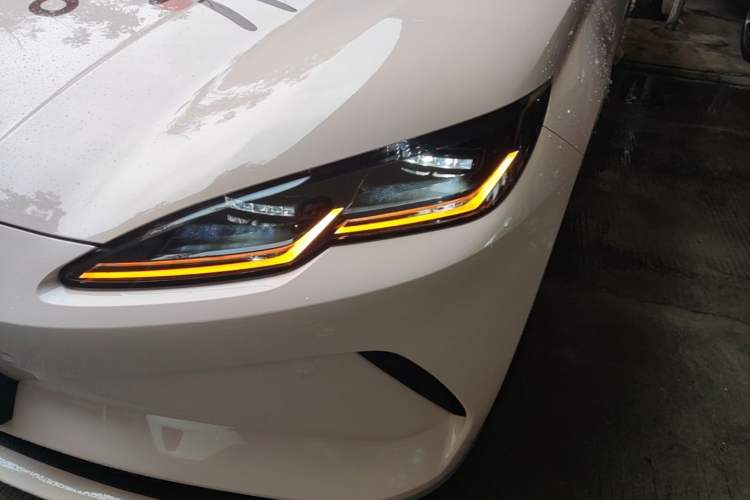 Used BYD Seal 06 New Energy 2025 EV 545KM Flagship Edition Left Front Headlight