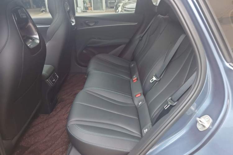 Used BYD Seal 06 New Energy 2025 DM-i Smart Drive 120KM Prestige Model Left Rear Seat