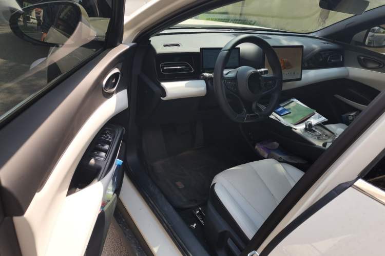 Used BYD Seal 06 New Energy 2025 DM-i Smart Drive 80KM Luxury Model Driver Seat
