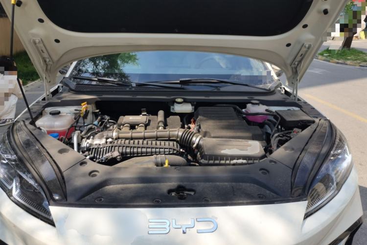 Used BYD Seal 06 New Energy 2025 DM-i Smart Drive 80KM Luxury Model Engine Bay