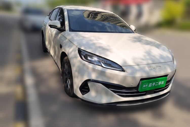 Used BYD Seal 06 New Energy 2025 DM-i Smart Drive 80KM Luxury Model Front Right 45 Deg