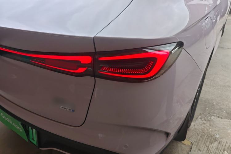 Used BYD Seal 06 New Energy 2025 DM-i Smart Drive 120KM Prestige Model Right Rear Taillight
