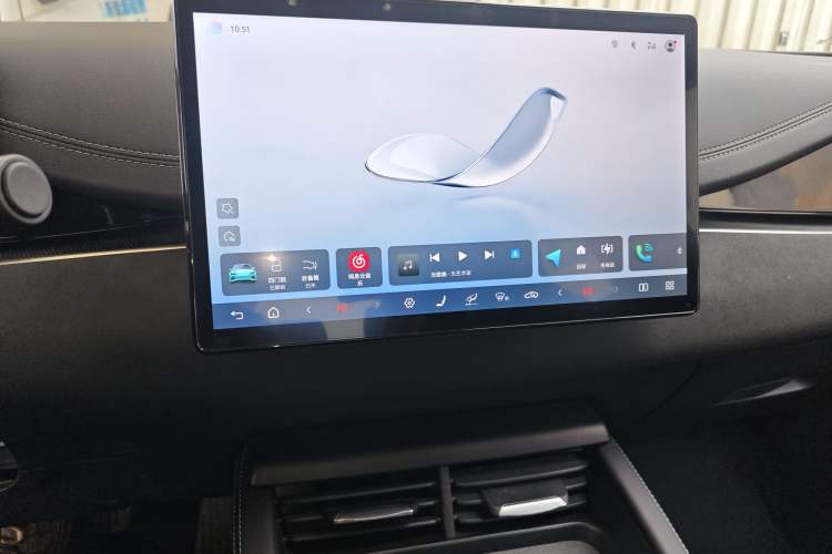Used BYD Seal 06 New Energy 2025 DM-i Smart Drive 120KM Deluxe Model Audio And AC Panel