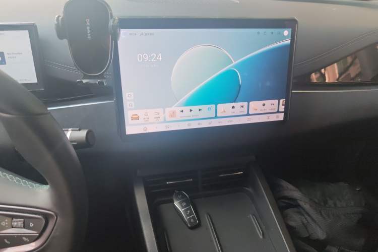 Used BYD Seal 06 New Energy 2025 DM-i Smart Drive 80KM Luxury Model Audio And AC Panel