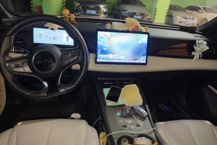 Used BYD Seal 06 New Energy 2025 DM-i Smart Drive 80KM Prestige Model Center Console