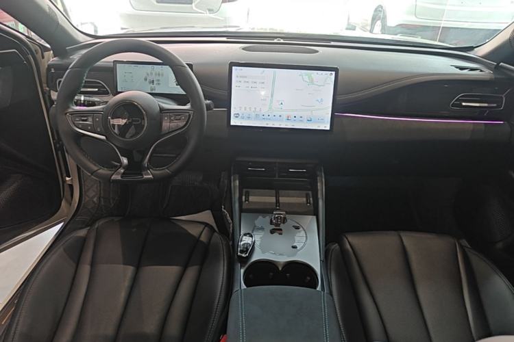 Used BYD Seal 06 New Energy 2025 DM-i Smart Drive 120KM Prestige Model Center Console