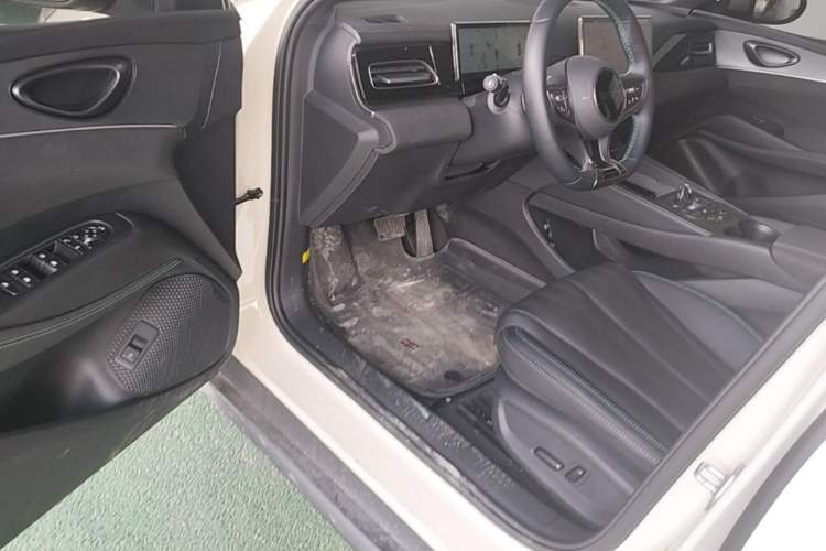 Used BYD Seal 06 New Energy 2025 DM-i Smart Drive 120KM Deluxe Model Driver Seat