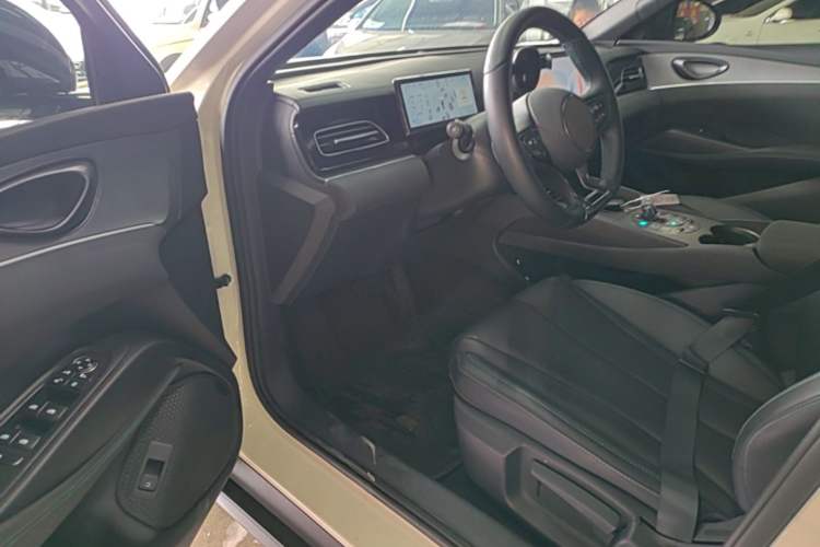 Used BYD Seal 06 New Energy 2025 DM-i Smart Drive 80KM Luxury Model Driver Seat