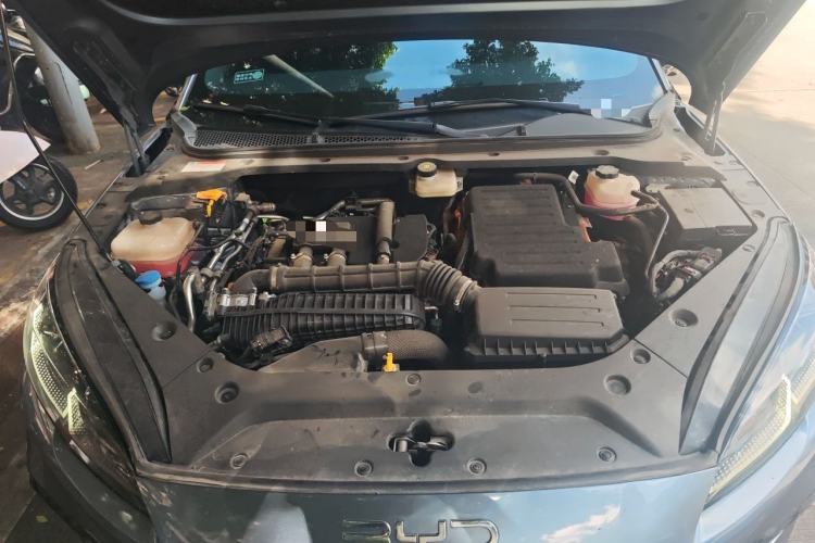 Used BYD Seal 06 New Energy 2025 DM-i Smart Drive 80KM Luxury Model Engine Bay