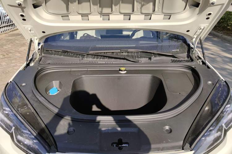 Used BYD Seal 06 New Energy 2025 EV 545KM Flagship Edition Engine Bay
