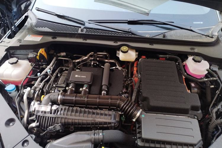 Used BYD Seal 06 New Energy 2025 DM-i Smart Drive 80KM Prestige Model Engine Bay