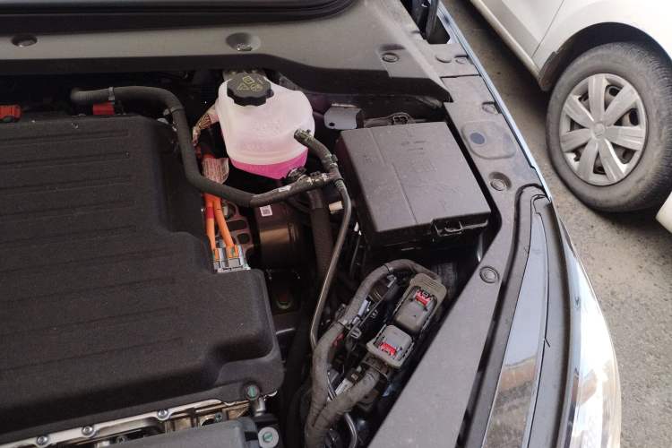 Used BYD Seal 06 New Energy 2025 DM-i Smart Drive 80KM Prestige Model Engine Bay Left