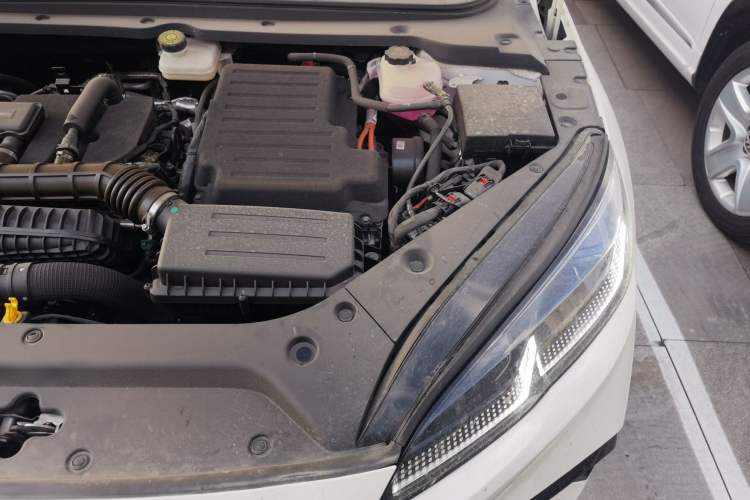 Used BYD Seal 06 New Energy 2025 DM-i Smart Drive 80KM Luxury Model Engine Bay Left