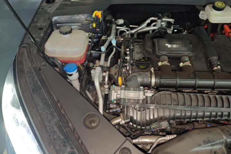 Used BYD Seal 06 New Energy 2025 DM-i Smart Drive 80KM Luxury Model Engine Bay Right