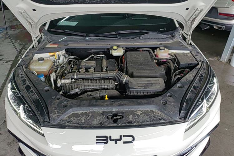 Used BYD Seal 06 New Energy 2025 DM-i Smart Drive 80KM Luxury Model Engine Bay