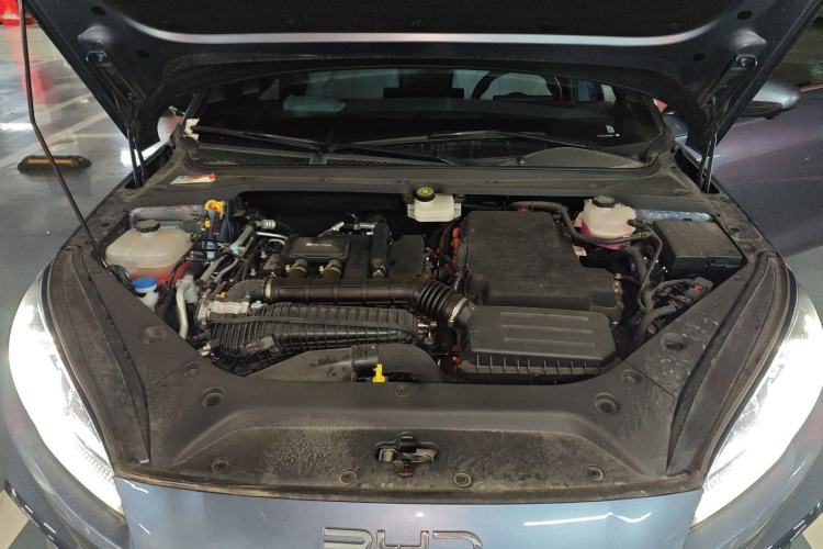 Used BYD Seal 06 New Energy 2025 DM-i Smart Drive 80KM Luxury Model Engine Bay