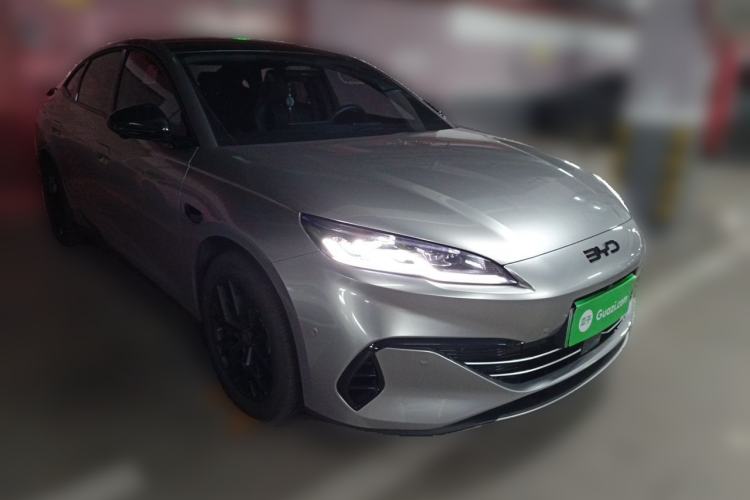 Used BYD Seal 06 New Energy 2025 DM-i Smart Drive 80KM Luxury Model Front Right 45 Deg