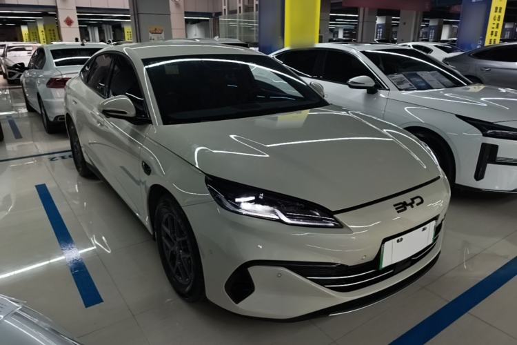 Used BYD Seal 06 New Energy 2025 DM-i Smart Drive 80KM Luxury Model Front Right 45 Deg