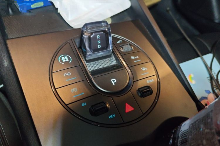 Used BYD Seal 06 New Energy 2025 DM-i Smart Drive 80KM Luxury Model Gear Lever