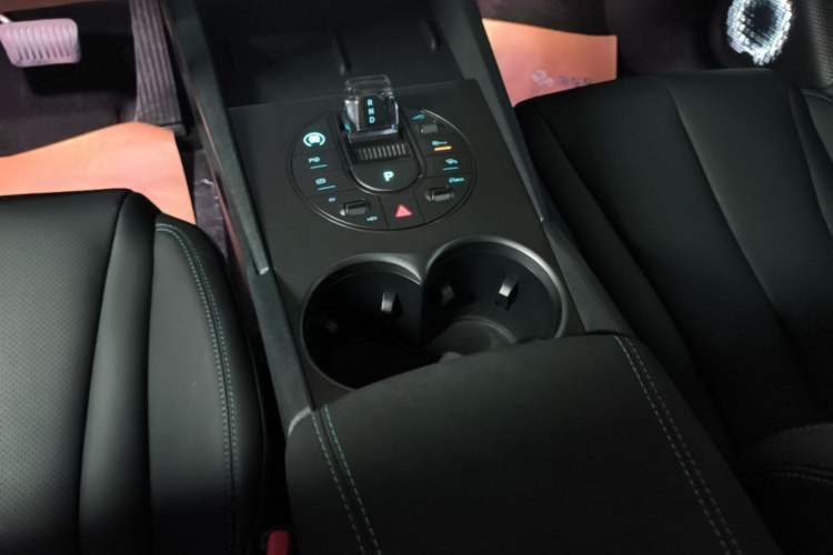 Used BYD Seal 06 New Energy 2025 DM-i Smart Drive 80KM Luxury Model Gear Lever