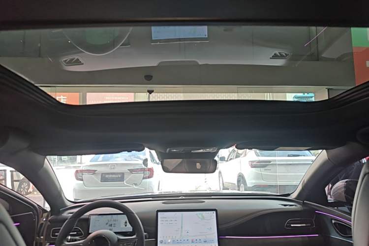 Used BYD Seal 06 New Energy 2025 DM-i Smart Drive 120KM Prestige Model Headliner