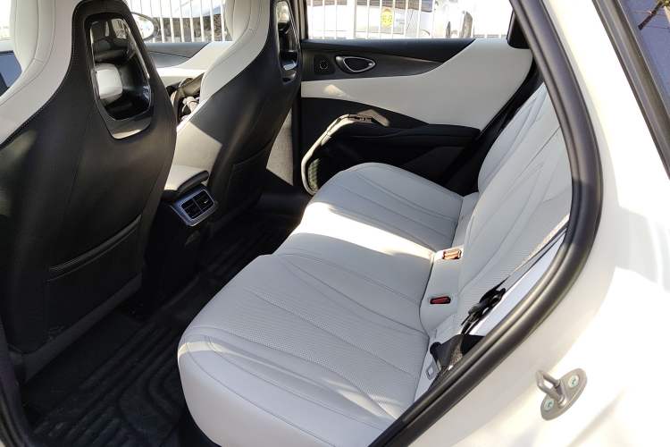 Used BYD Seal 06 New Energy 2025 EV 545KM Flagship Edition Interior 4