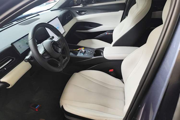 Used BYD Seal 06 New Energy 2025 DM-i Smart Drive 120KM Prestige Model Left Front Seat
