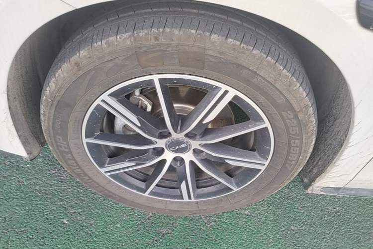 Used BYD Seal 06 New Energy 2025 DM-i Smart Drive 120KM Deluxe Model Left Front Wheel Hub
