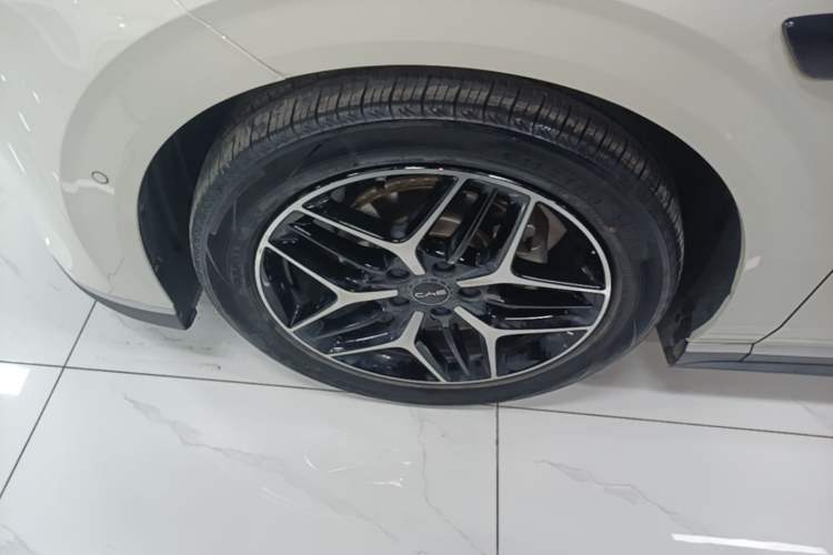 Used BYD Seal 06 New Energy 2025 EV 545KM Flagship Edition Left Front Wheel Hub