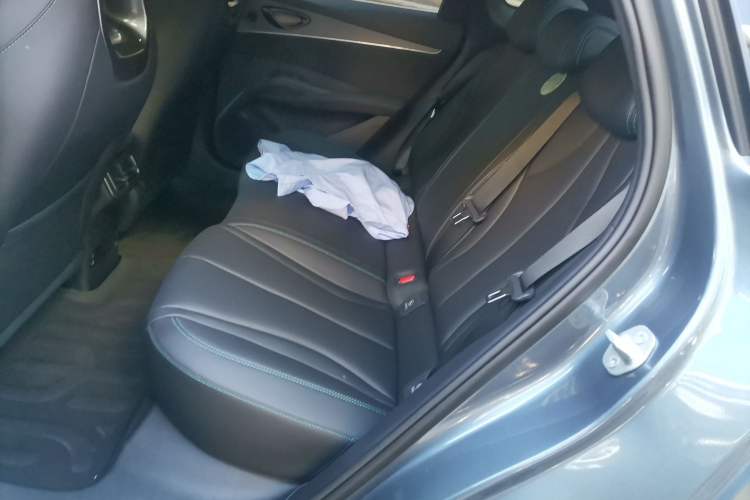 Used BYD Seal 06 New Energy 2025 DM-i Smart Drive 80KM Luxury Model Left Rear Seat