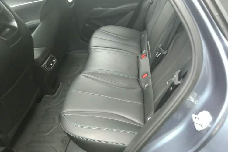 Used BYD Seal 06 New Energy 2025 DM-i Smart Drive 120KM Deluxe Model Left Rear Seat
