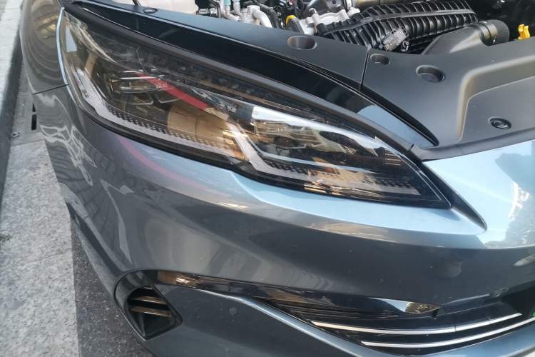 Used BYD Seal 06 New Energy 2025 DM-i Smart Drive 80KM Luxury Model Right Front Headlight
