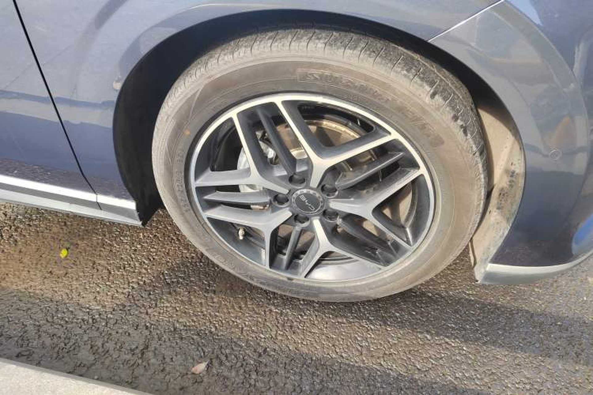 Used BYD Seal 06 New Energy 2025 EV 545KM Flagship Edition Right Front Wheel Hub