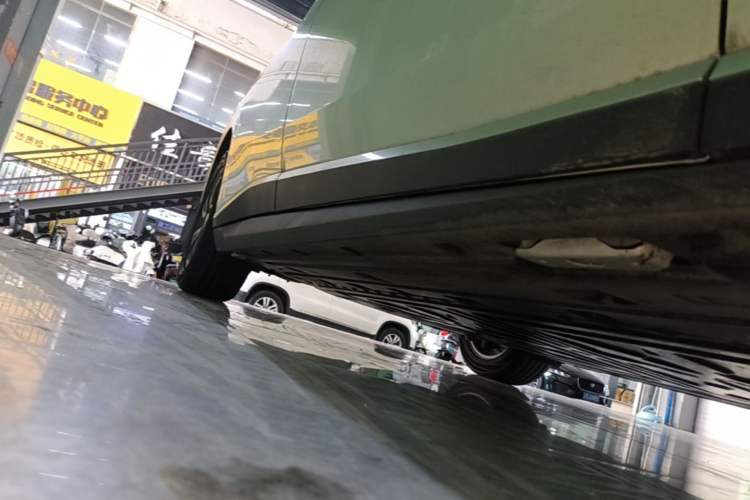 Used BYD Seal 06 New Energy 2025 EV 545KM Premium Edition Right Side Sill