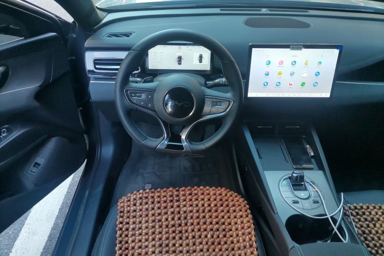Used BYD Seal 06 New Energy 2025 DM-i Smart Drive 80KM Luxury Model Steering Wheel
