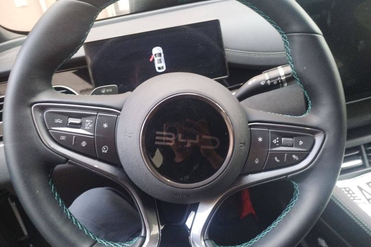 Used BYD Seal 06 New Energy 2025 DM-i Smart Drive 80KM Prestige Model Steering Wheel