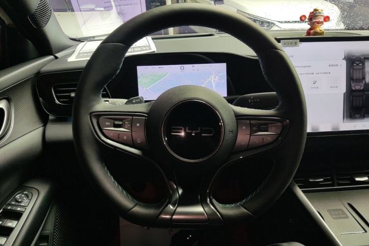 Used BYD Seal 06 New Energy 2025 EV 545KM Flagship Edition Steering Wheel