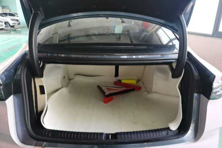 Used BYD Seal 06 New Energy 2025 DM-i Smart Drive 80KM Prestige Model Trunk