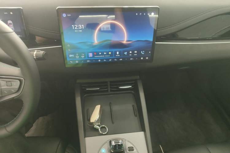 Used BYD Seal 06 New Energy 2025 DM-i Smart Drive 80KM Luxury Model Audio And AC Panel