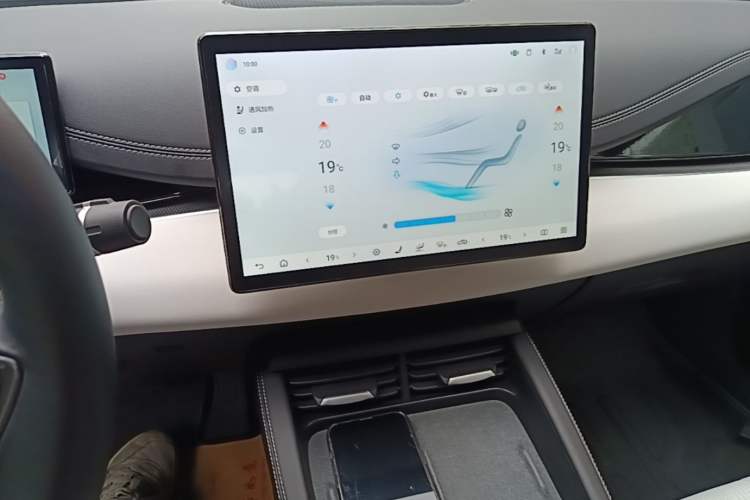 Used BYD Seal 06 New Energy 2025 DM-i Smart Drive 120KM Deluxe Model Audio And AC Panel
