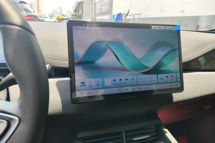 Used BYD Seal 06 New Energy 2025 DM-i Smart Drive 80KM Luxury Model Audio And AC Panel