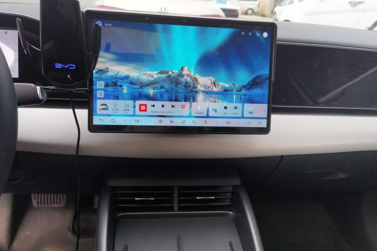 Used BYD Seal 06 New Energy 2025 EV 545KM Premium Edition Audio And AC Panel