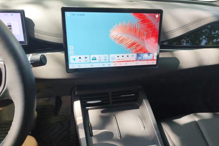 Used BYD Seal 06 New Energy 2025 DM-i Smart Drive 80KM Luxury Model Audio And AC Panel