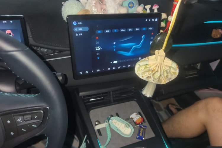 Used BYD Seal 06 New Energy 2025 DM-i Smart Drive 80KM Luxury Model Audio And AC Panel
